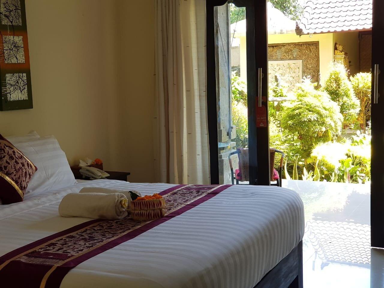 Liyer House Hotel Lodtunduh Bagian luar foto